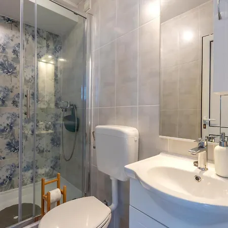 In With Wifi Poljica (Hvar)