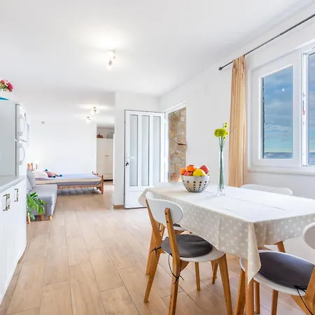 Front In With Wifi Appartement Poljica (Hvar)